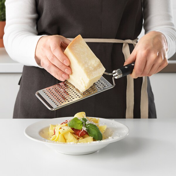 Grater with handle